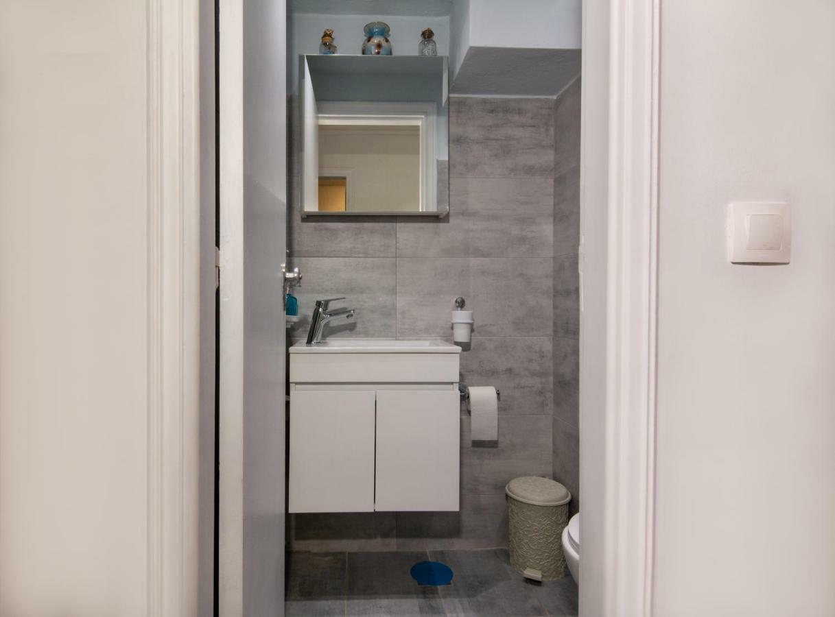 Coastal Apartment Palaio Faliro Athens Exterior photo
